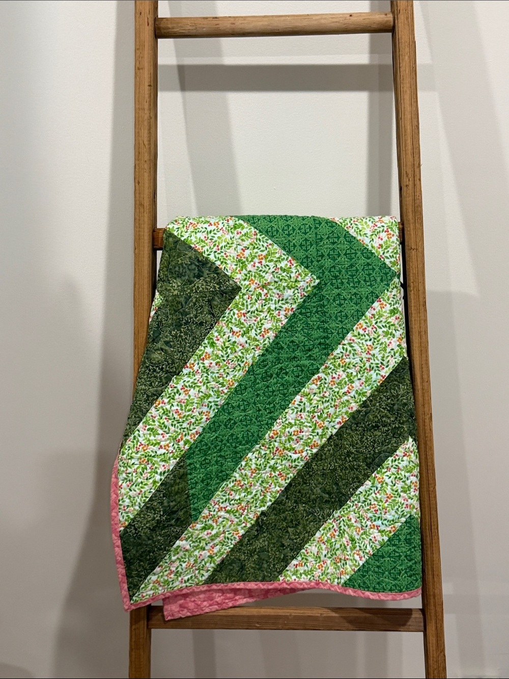 Green Chevron Quilt - Picture 6 of 6